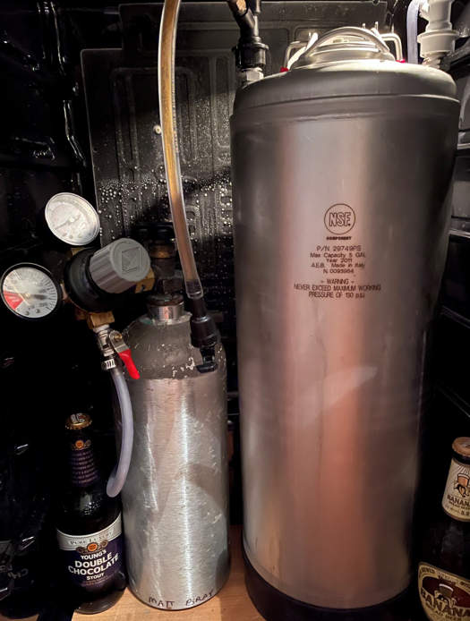 Sanyo Refrigerator with Keg and CO2 Tank